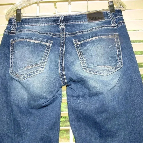 BKE Denim Sabrina Medium Wash Jeans Size 28 - Picture 2 of 6